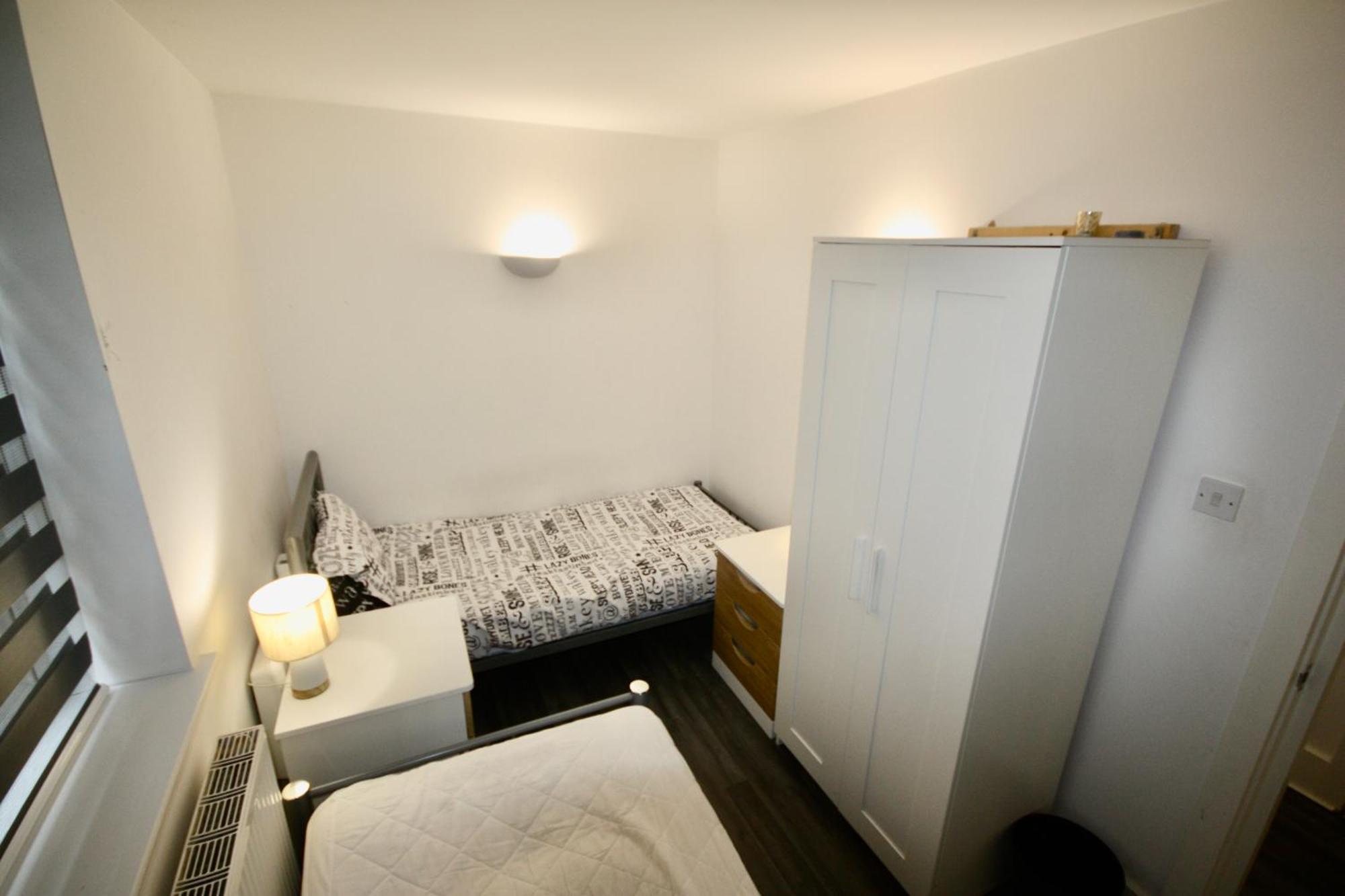 Bournemouth Hot Tub & Sauna Holiday Let Luaran gambar