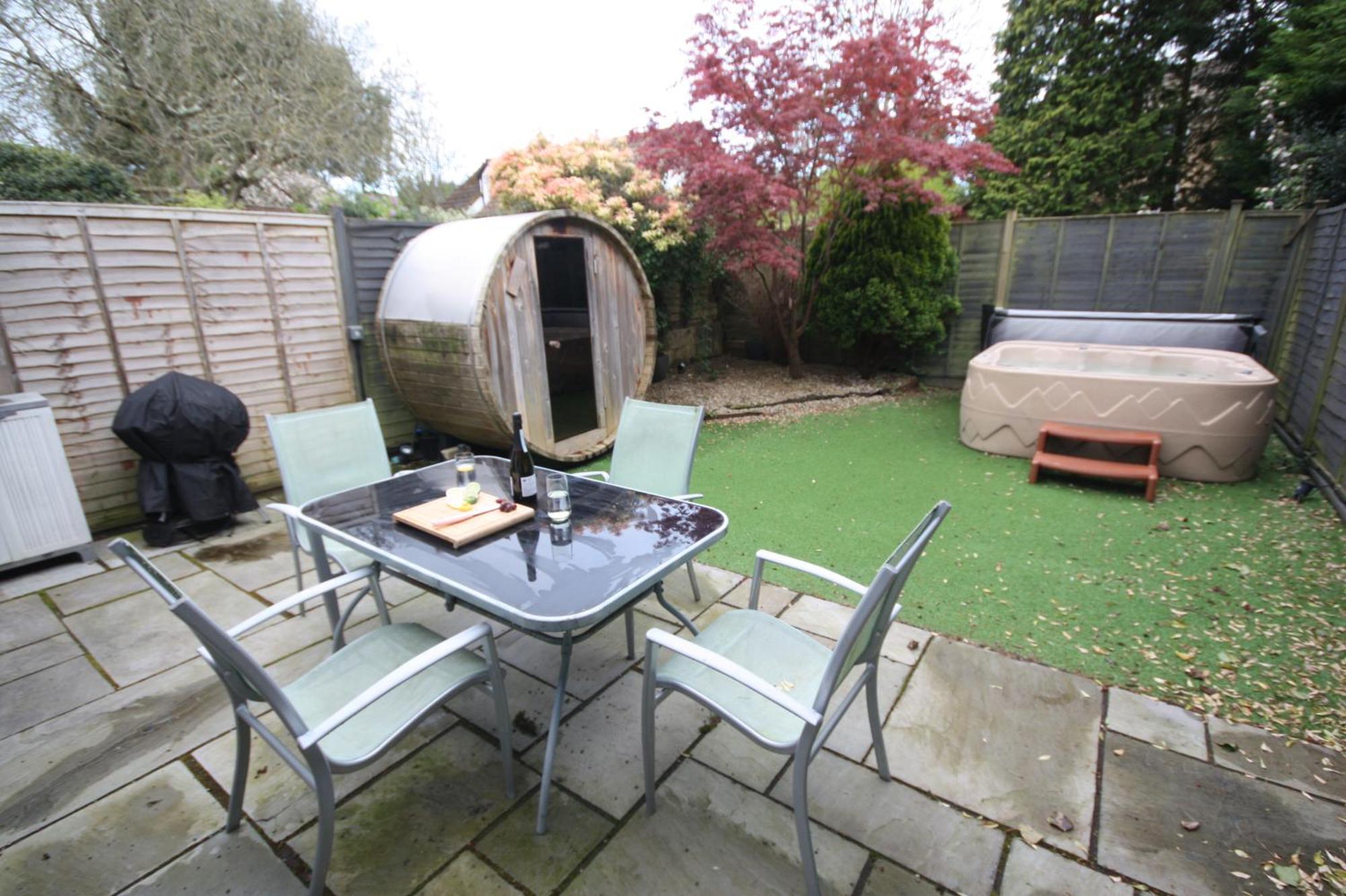 Bournemouth Hot Tub & Sauna Holiday Let Luaran gambar