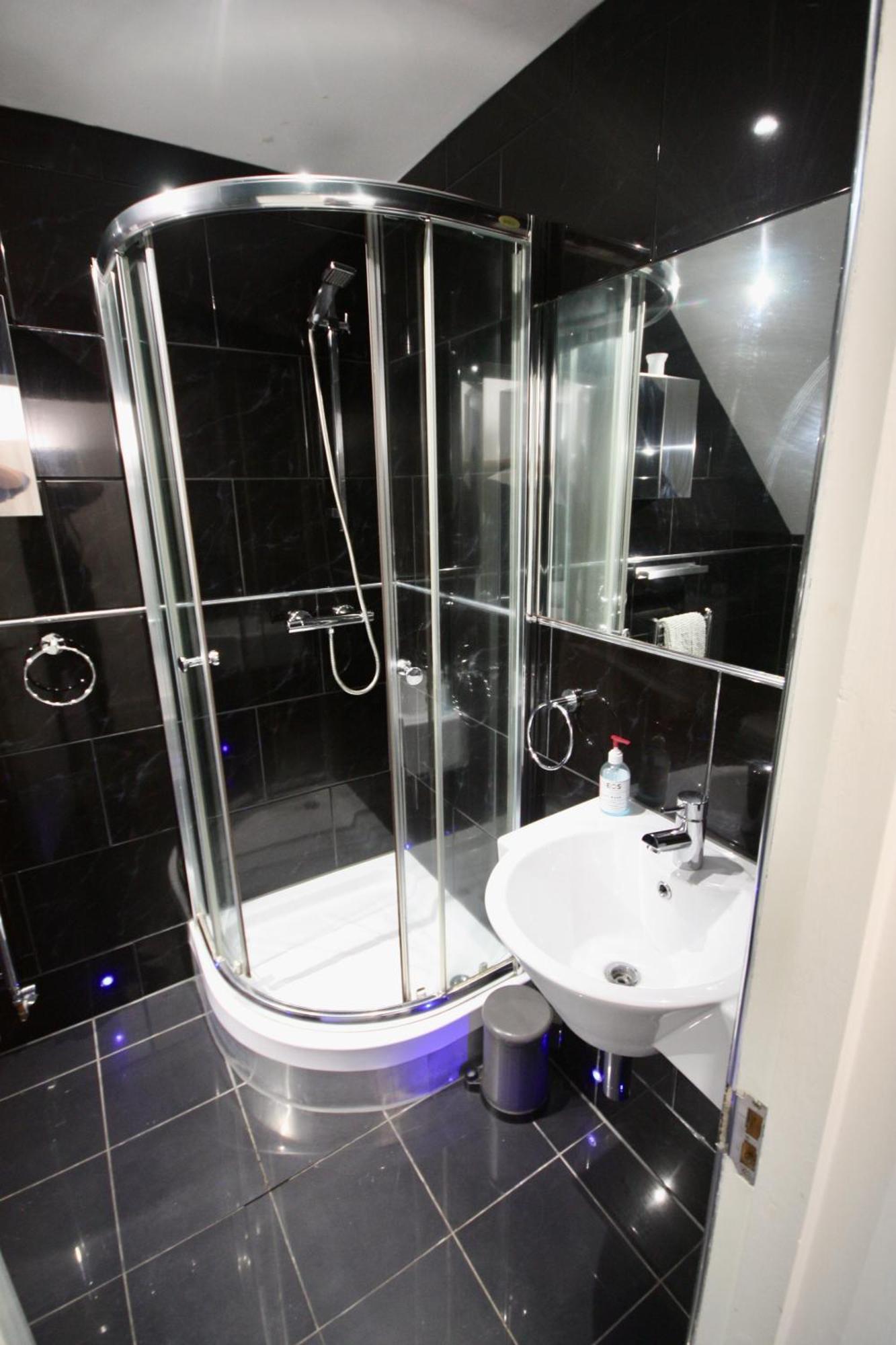 Bournemouth Hot Tub & Sauna Holiday Let Luaran gambar