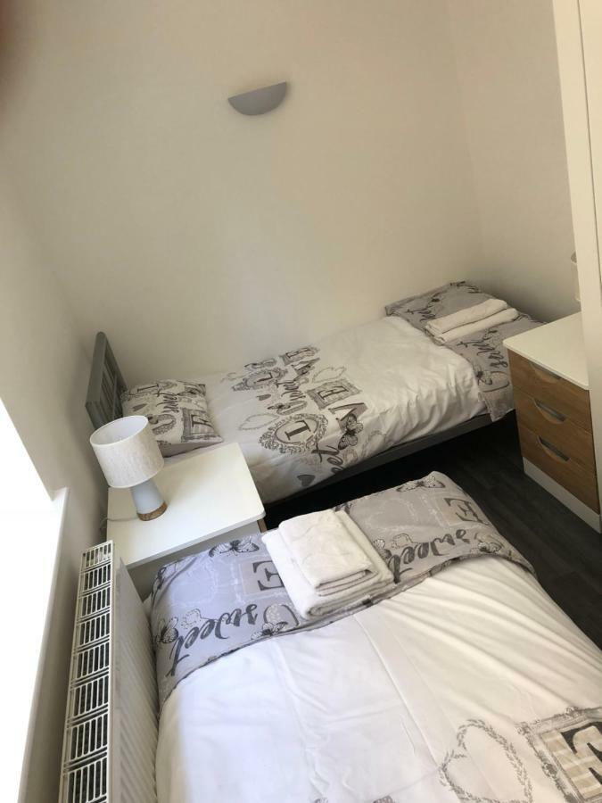 Bournemouth Hot Tub & Sauna Holiday Let Luaran gambar