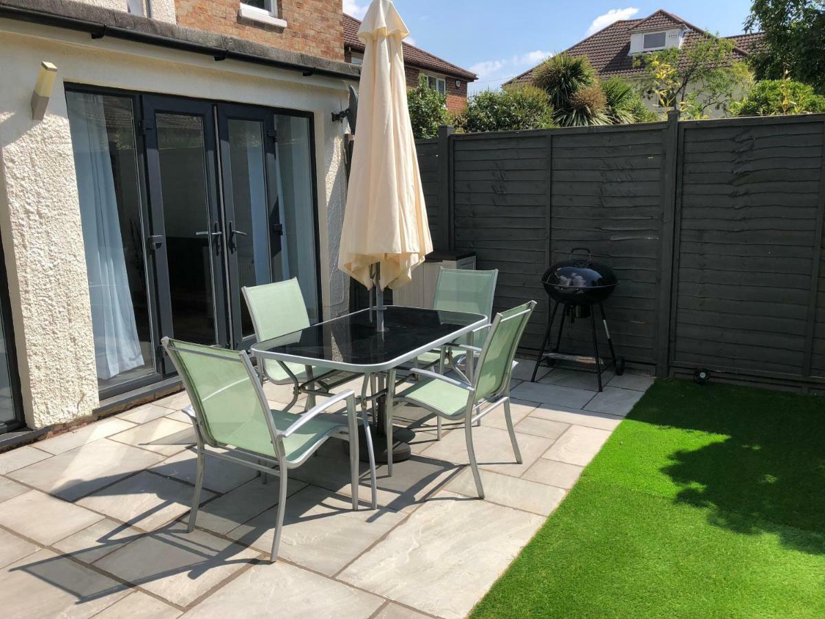 Bournemouth Hot Tub & Sauna Holiday Let Luaran gambar