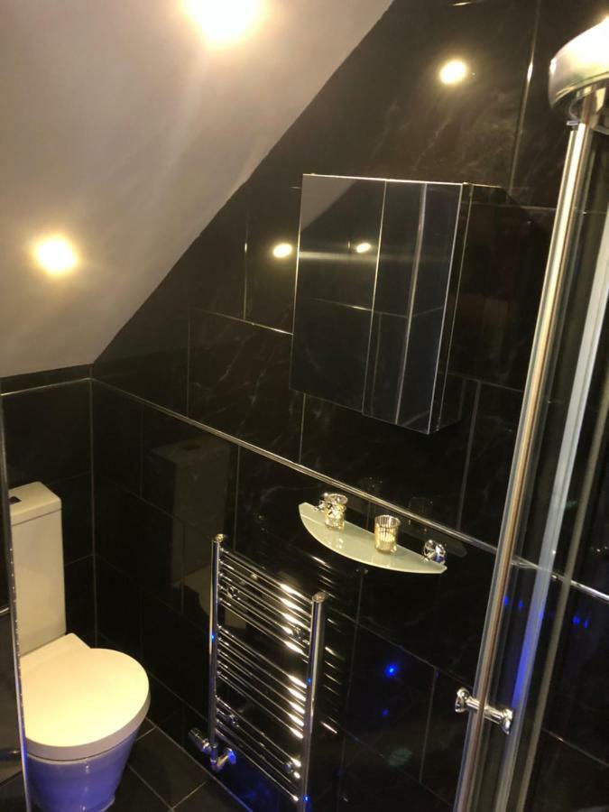 Bournemouth Hot Tub & Sauna Holiday Let Luaran gambar